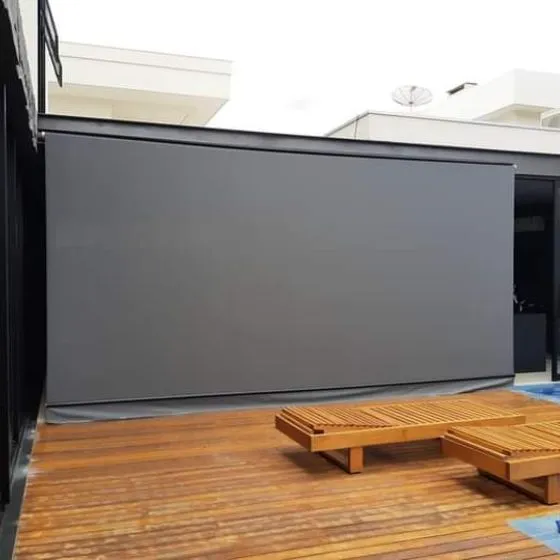 Toldo Cortina Fechamento Vertical em Cabreúva SP — Cobertura em área de piscina